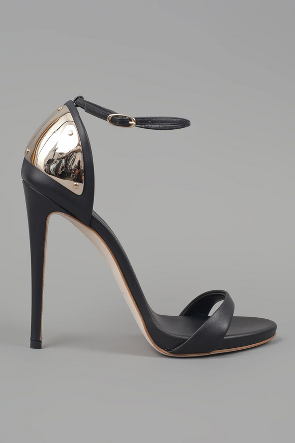 Ankle Strap Heels, Make Your Appearance Becomes More Graceful ...