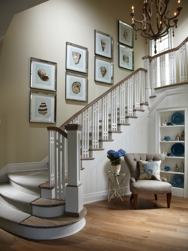 21+ Staircase Decorating Ideas