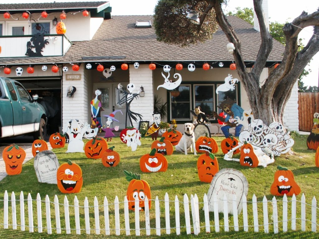 Halloween Outside Home Decor Ideas