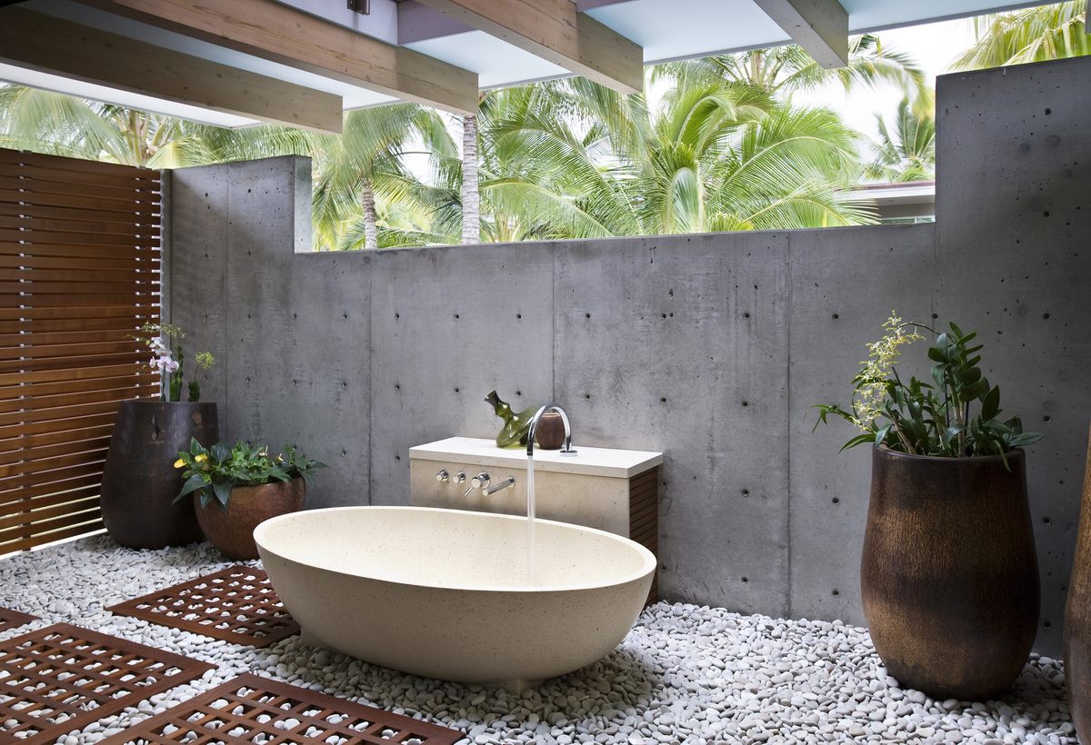 Modern Outside Bathrooms Ideas for Large Space