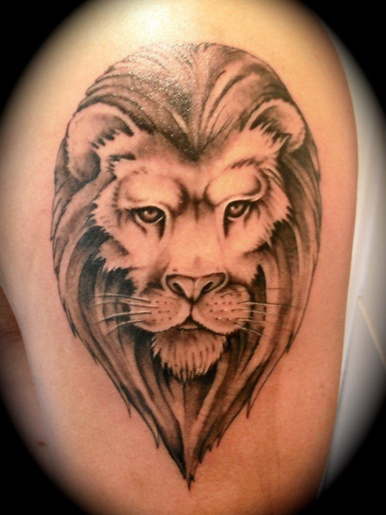 64 Lion Tattoo Designs For Men and Women