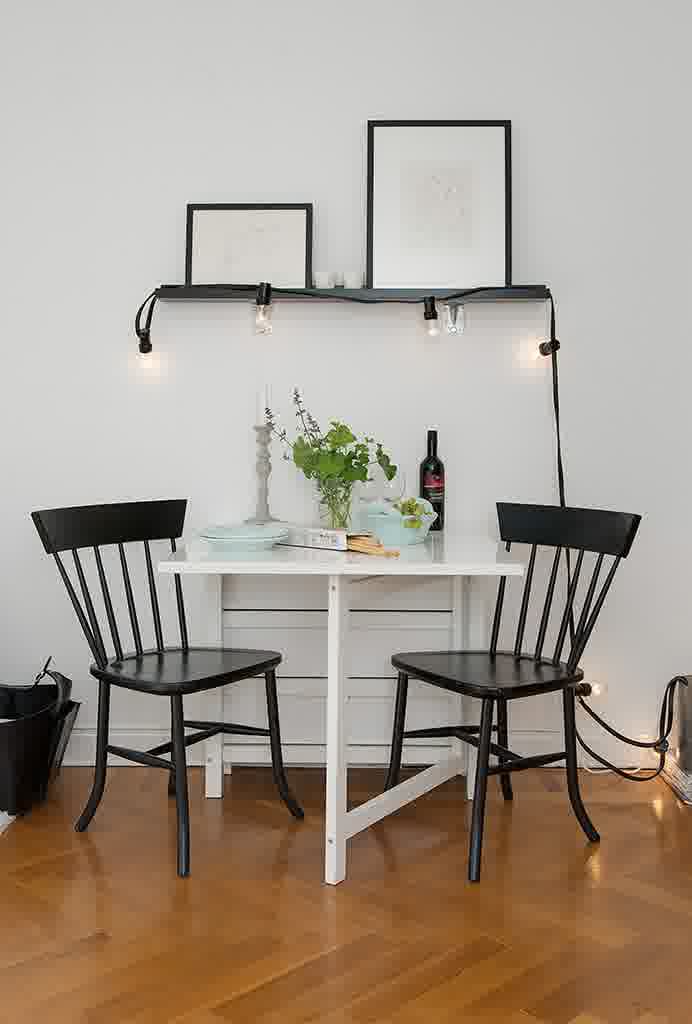 25 Small Dining Table Designs for Small Spaces - InspirationSeek.com