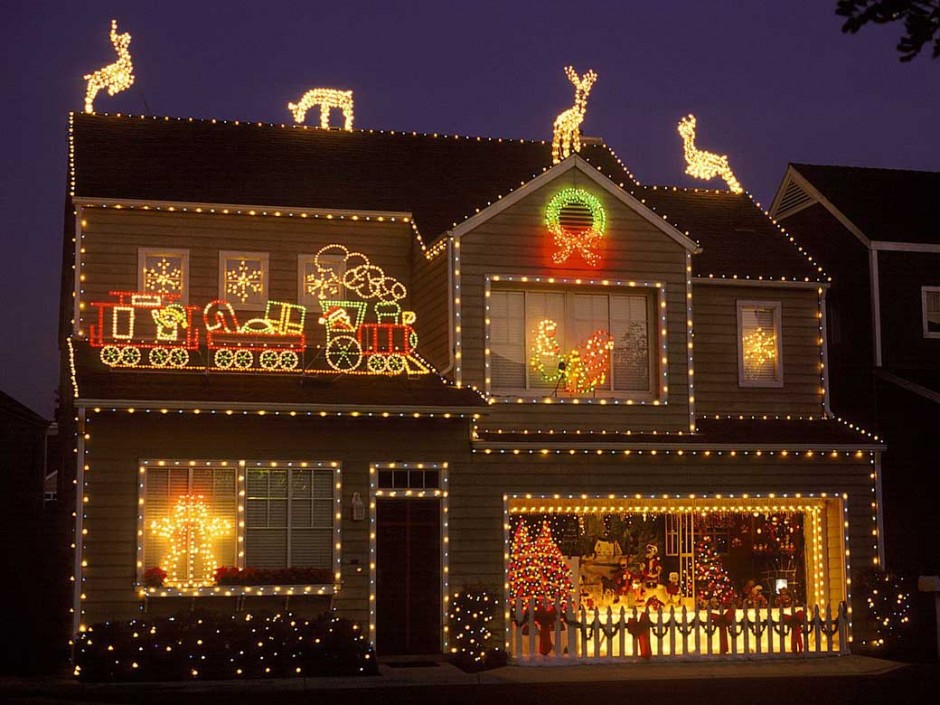 31 Exterior  Christmas Decorating  Ideas  InspirationSeek com