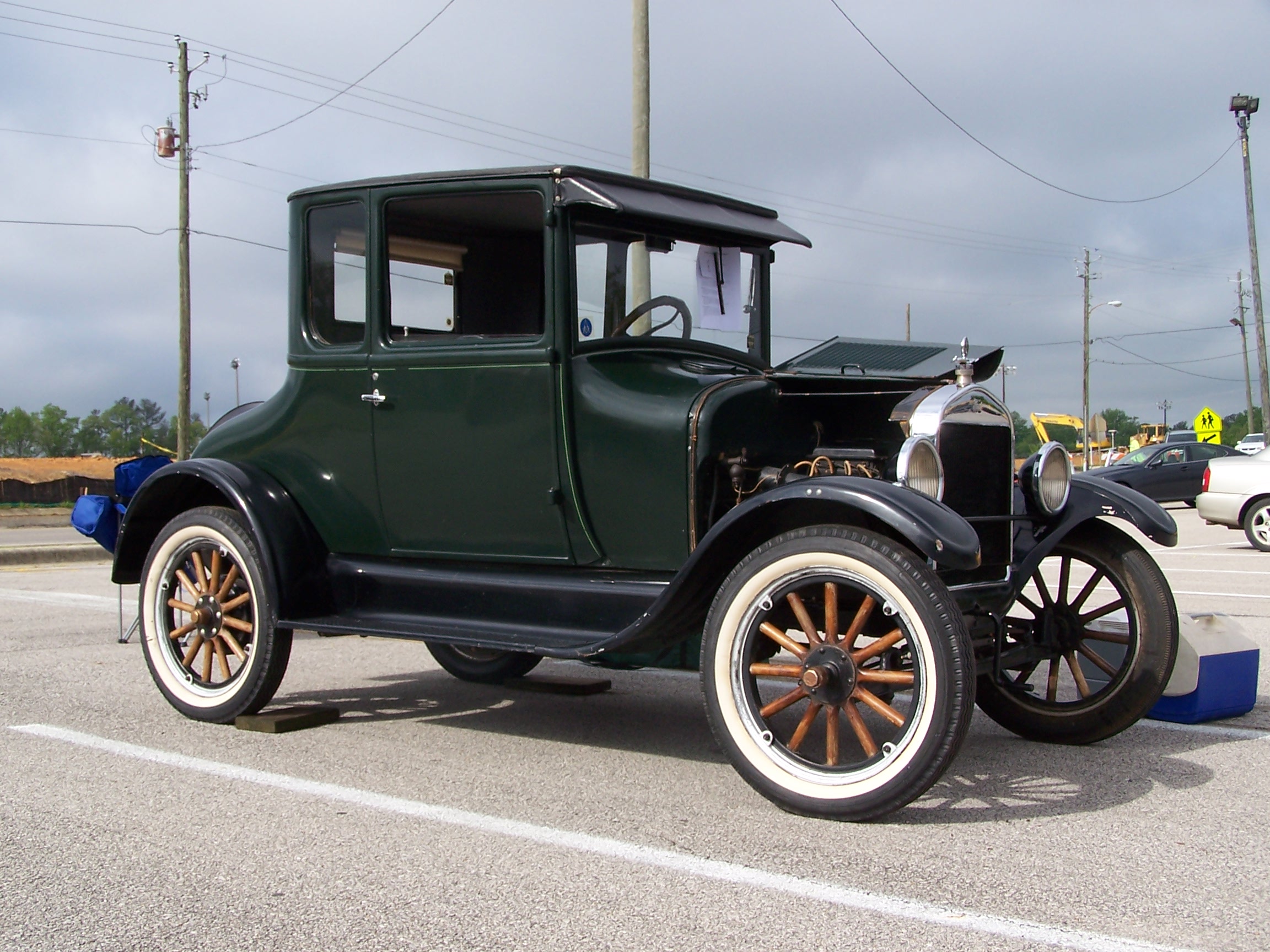 Год выпуска первой машины. Форд т 1908. Форд модель т 1908. Ford model 1908.