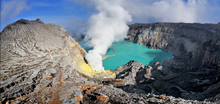 Ijen Crater Indonesia Pictures