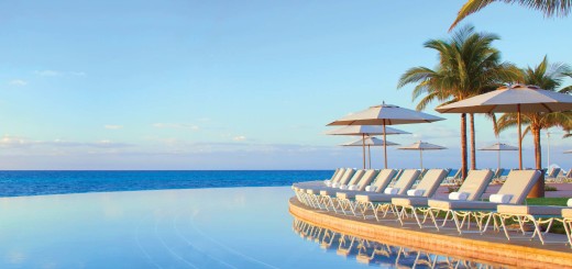 Infinity Pool Photo in Grand Lucayan