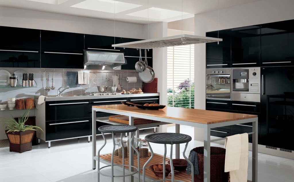 22 Dark Kitchen Ideas - InspirationSeek.com