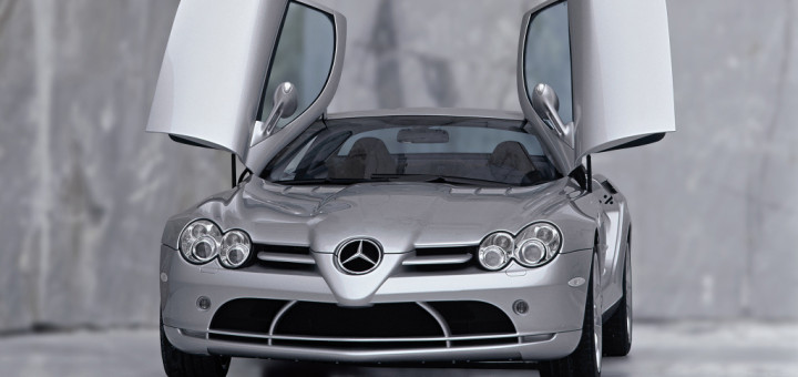 Mercedes-Benz AMG SLR Hybrid Front Pictures