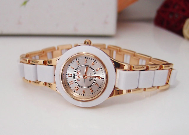 Wristwatch Gift as Valentine Gift Ideas For Her