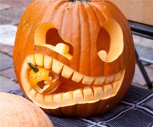 75 Pumpkin Carving Ideas For Halloween – InspirationSeek.com