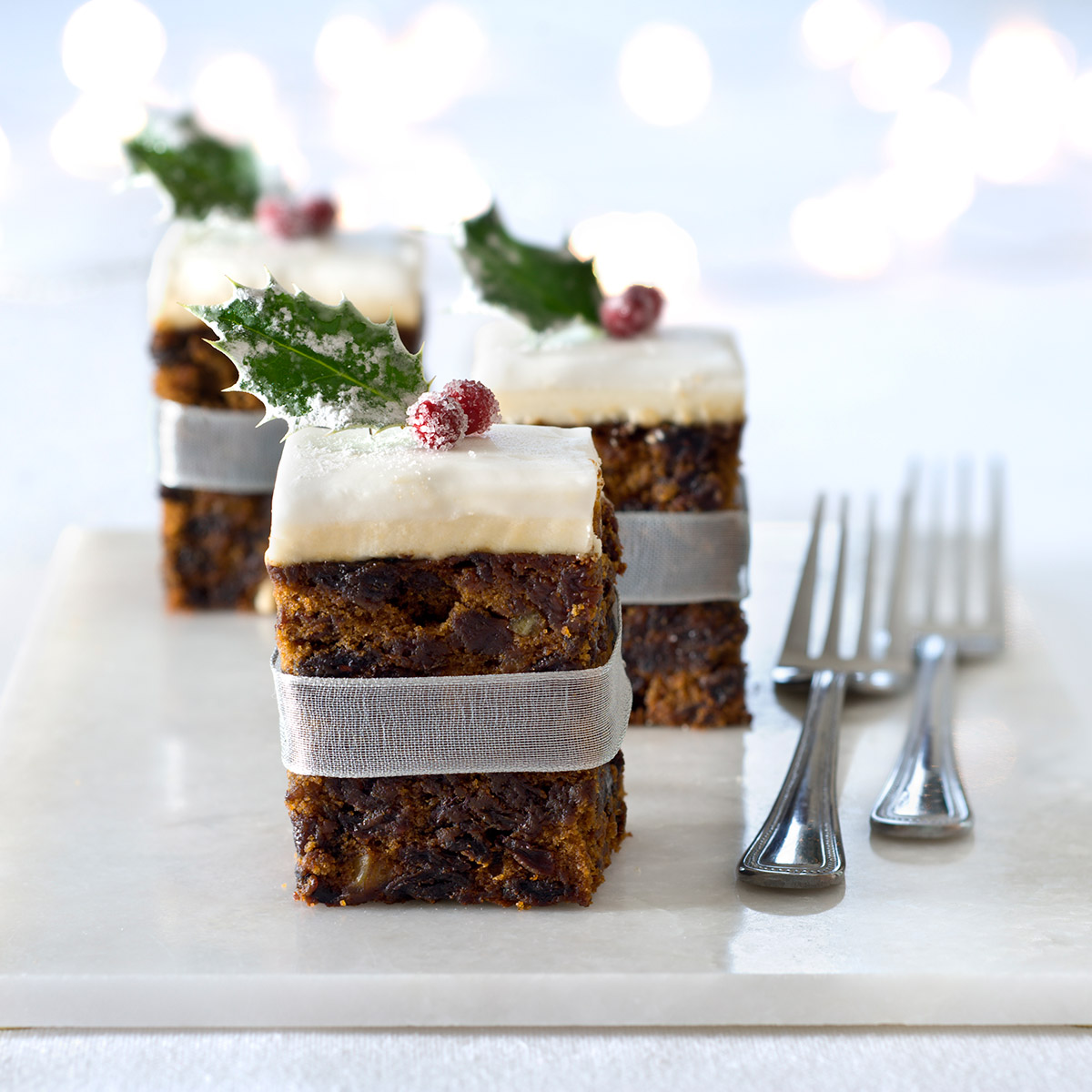 21 Christmas Cake Ideas to Serve on Your Christmas Day ...